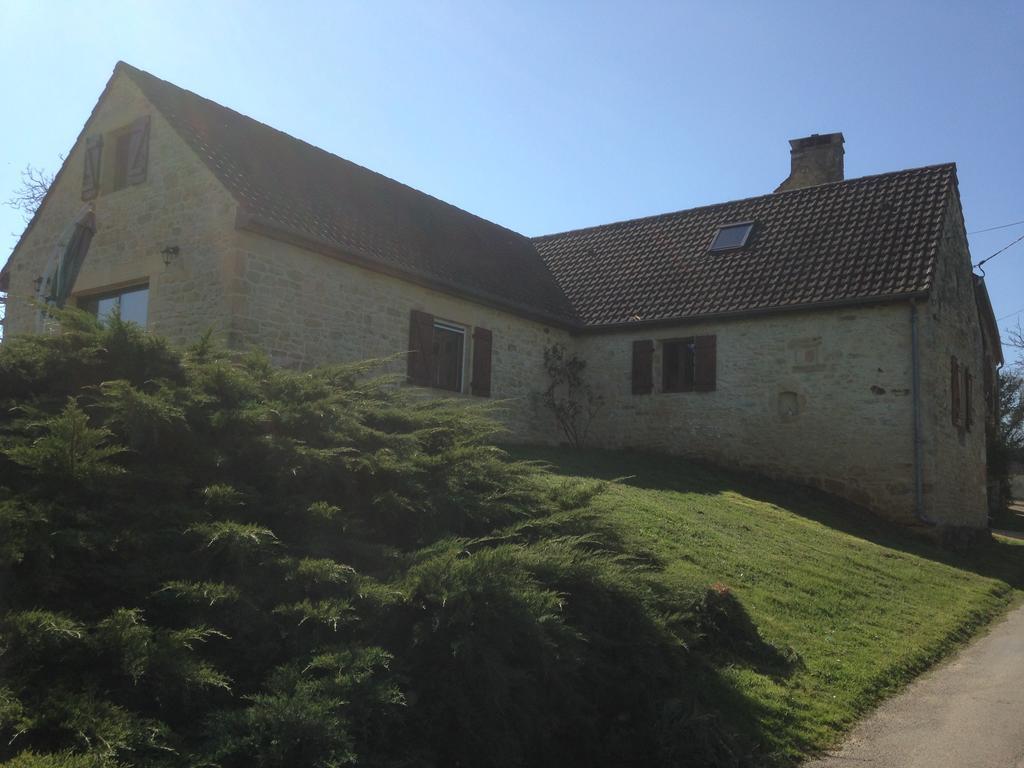 Gite De Rouffiac Saint-Cirq-Madelon Exterior foto